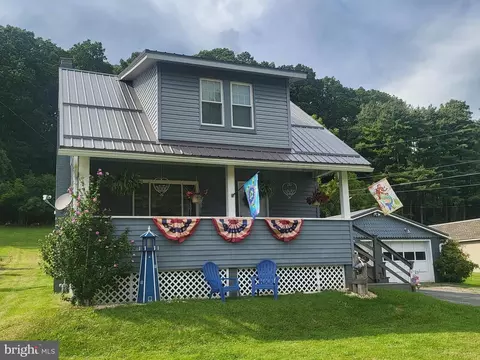 1612 E Pleasant Vly, Altoona, PA 16602