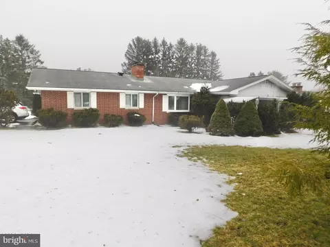 3554 Pierce St, Altoona, PA 16601