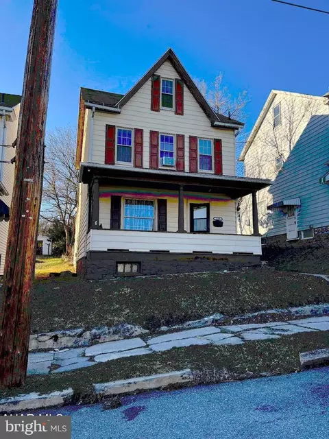 115 N 13th Ave, Altoona, PA 16601