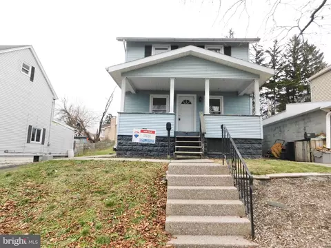 1424 25th Ave, Altoona, PA 16601