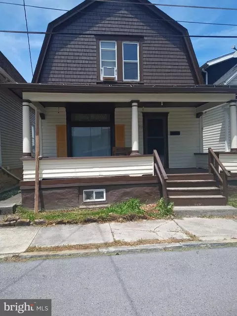 610 Walton, Altoona, PA 16602