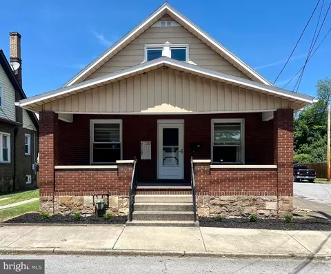 100 9th St, Tyrone, PA 16686