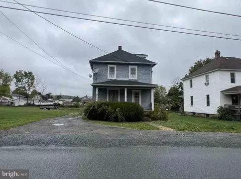 150 Arden St, Claysburg, PA 16625