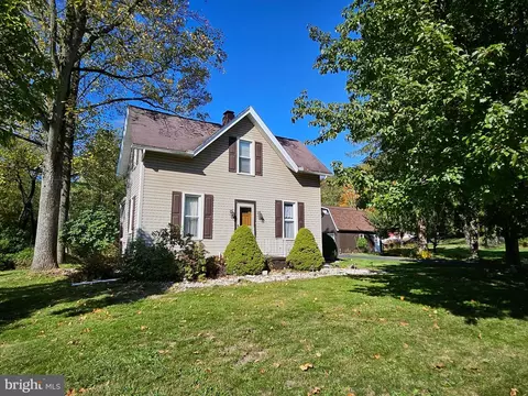 4806 Oak Ave, Altoona, PA 16601