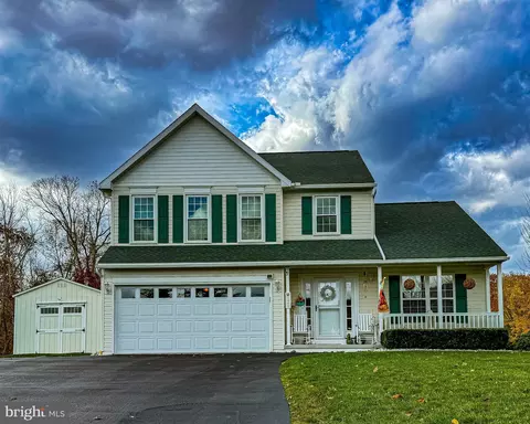 121 Schell Run Ln, Tyrone, PA 16686