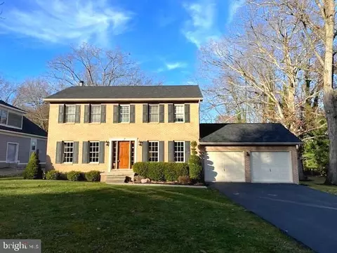 800 Highland Dr, Tyrone, PA 16686