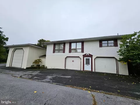 814 Highland Dr, Tyrone, PA 16686