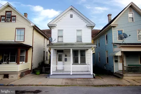 1464 Blair Ave, Tyrone, PA 16686