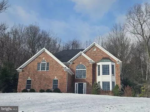 213 Woodlawn Ter, Hollidaysburg, PA 16648