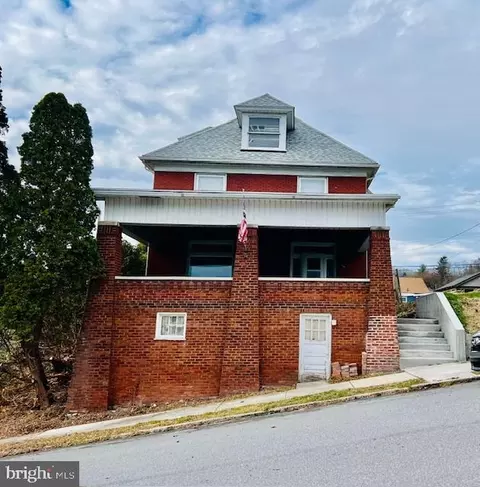 1524 21st Ave, Altoona, PA 16601