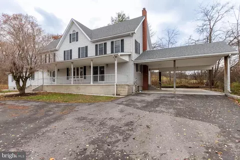 655 Hillside View Dr, Duncansville, PA 16635