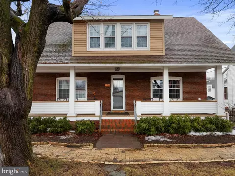 106 W 10th Ave, Altoona, PA 16601