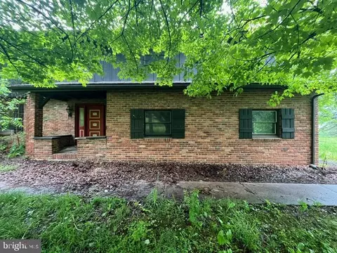 648 Cove Lane Rd, Roaring Spring, PA 16673