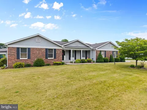 409 Tree Ln, Duncansville, PA 16635