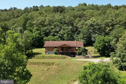242 Osage Ln, Tyrone, PA 16686