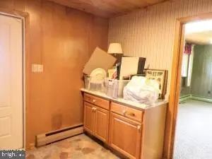 Entry Way - 817 New St, Roaring Spring, PA 16673 photo 3 of 7