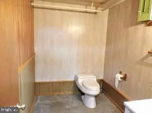 Bath - 817 New St, Roaring Spring, PA 16673 photo 2 of 2