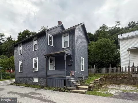 809 S Lincoln, Tyrone, PA 16686
