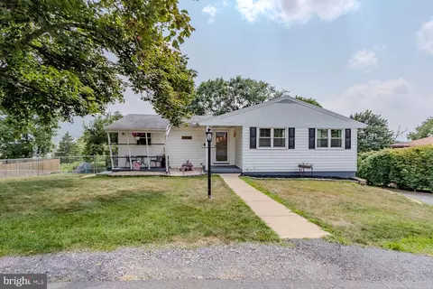 1915 Walton Ave, Altoona, PA 16602