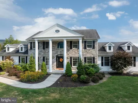 4326 Scotch Vly, Hollidaysburg, PA 16648