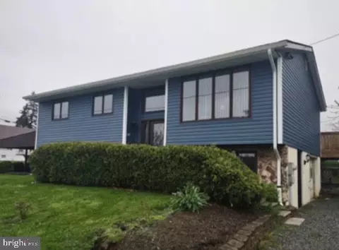 307 Longfellow, Altoona, PA 16602