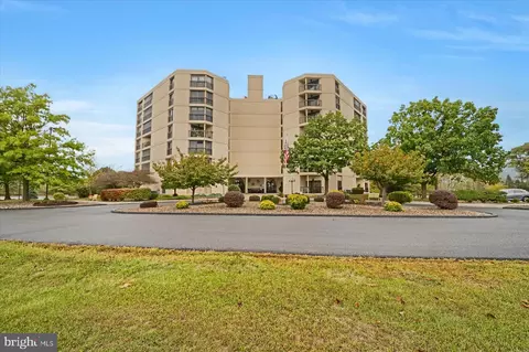 415 Park View Ln #104, Altoona, PA 16601