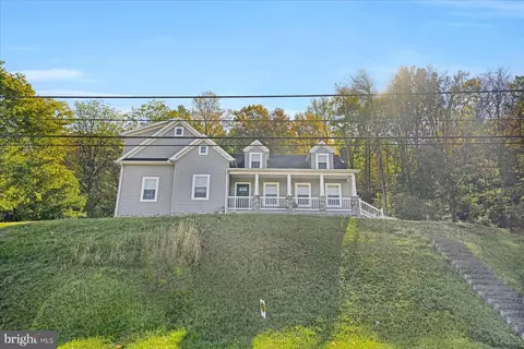 1006 Clay Ave, Tyrone, PA 16686