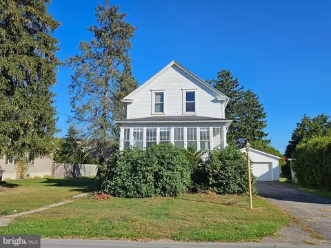 315 Poe Pl, Altoona, PA 16602