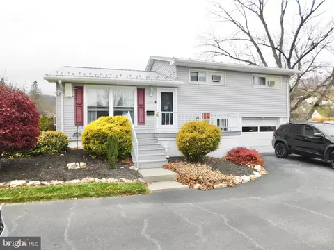 260 E Lincoln Ave, Altoona, PA 16601