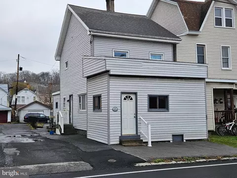 2547 Union Ave, Altoona, PA 16602
