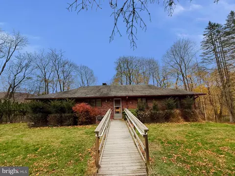 850 Jefferson Ave, Tyrone, PA 16686