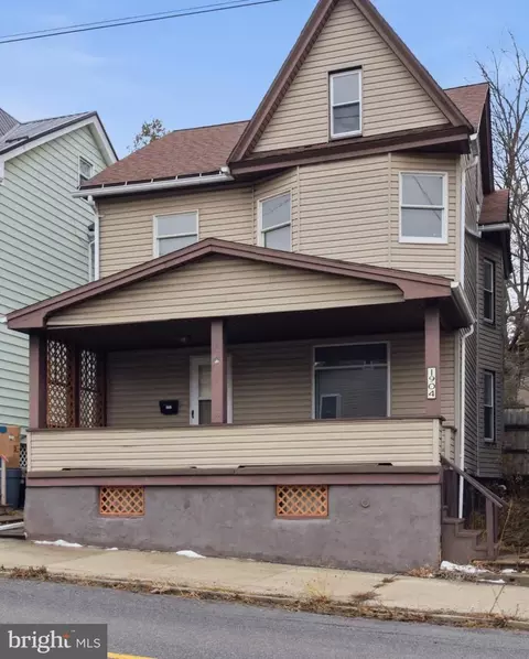 1904 4th St, Altoona, PA 16601