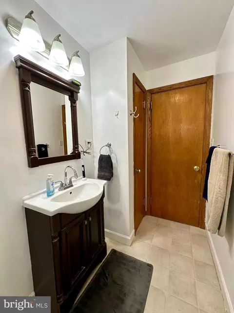 Bath - 909 E Main St, Roaring Spring, PA 16673 photo 3 of 3