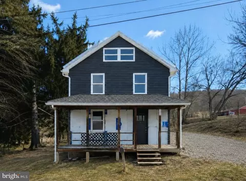 100 Meade St, Tyrone, PA 16686