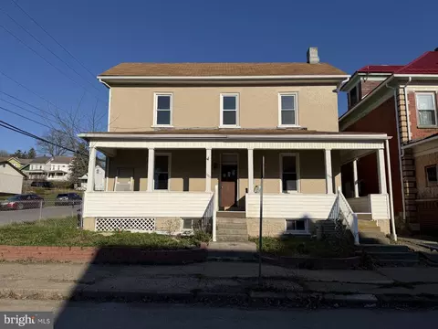 23202322 W Chestnut Ave, Altoona, PA 16601