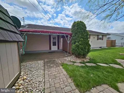 Exterior - 116 Cherry Ave, Tyrone, PA 16686 photo 4 of 4