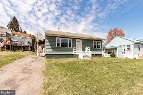 504 E Walton Ave, Altoona, PA 16602