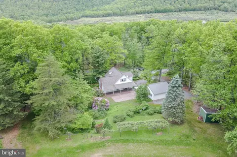 1834 Decker Hollow Rd, Tyrone, PA 16686
