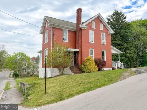 729 Bloomfield St, Roaring Spring, PA 16673