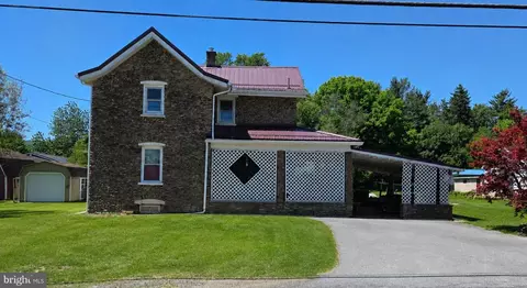 5030 Broad Ave, Altoona, PA 16601
