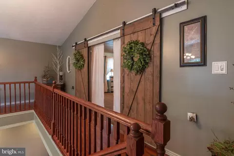 Entry Way - 1002 Maple Ln, Tyrone, PA 16686 photo 11 of 12