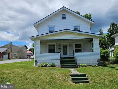 602 E Grant Ave, Altoona, PA 16602