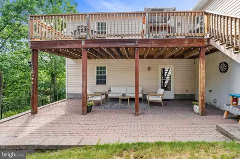 Exterior - 109 Schell Run Ln, Tyrone, PA 16686 photo 3 of 5