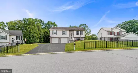 109 Schell Run Ln, Tyrone, PA 16686
