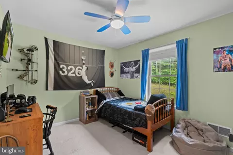 Bedroom - 13604 S Eagle Rd, Tyrone, PA 16686 photo 1 of 3
