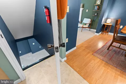 Entry Way - 13604 S Eagle Rd, Tyrone, PA 16686 photo 6 of 7