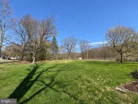 Sandy Run Road, Altoona, PA 16601
