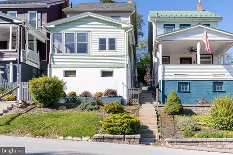 1322 Walton Ave, Altoona, PA 16602