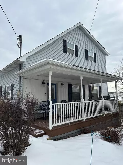 103 Kittanning St, Chicora, PA 16025