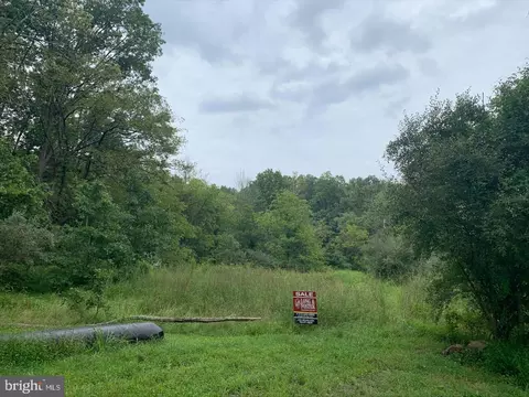 1829 N Rockhill Rd, Sellersville, PA 18960